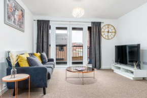 Fortified Luxury Apartment with Balcony and free parking